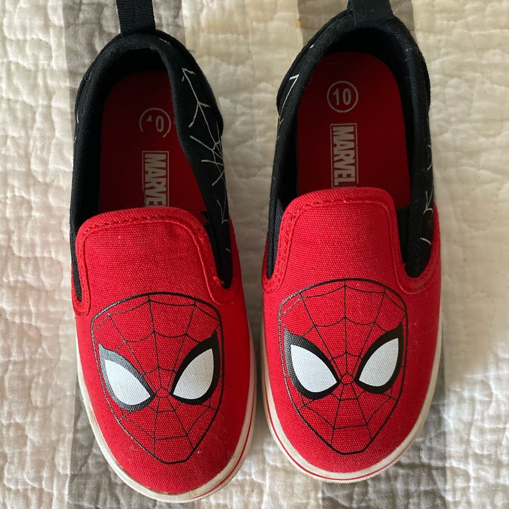 Spider-Man toddler boys slip on sneaker